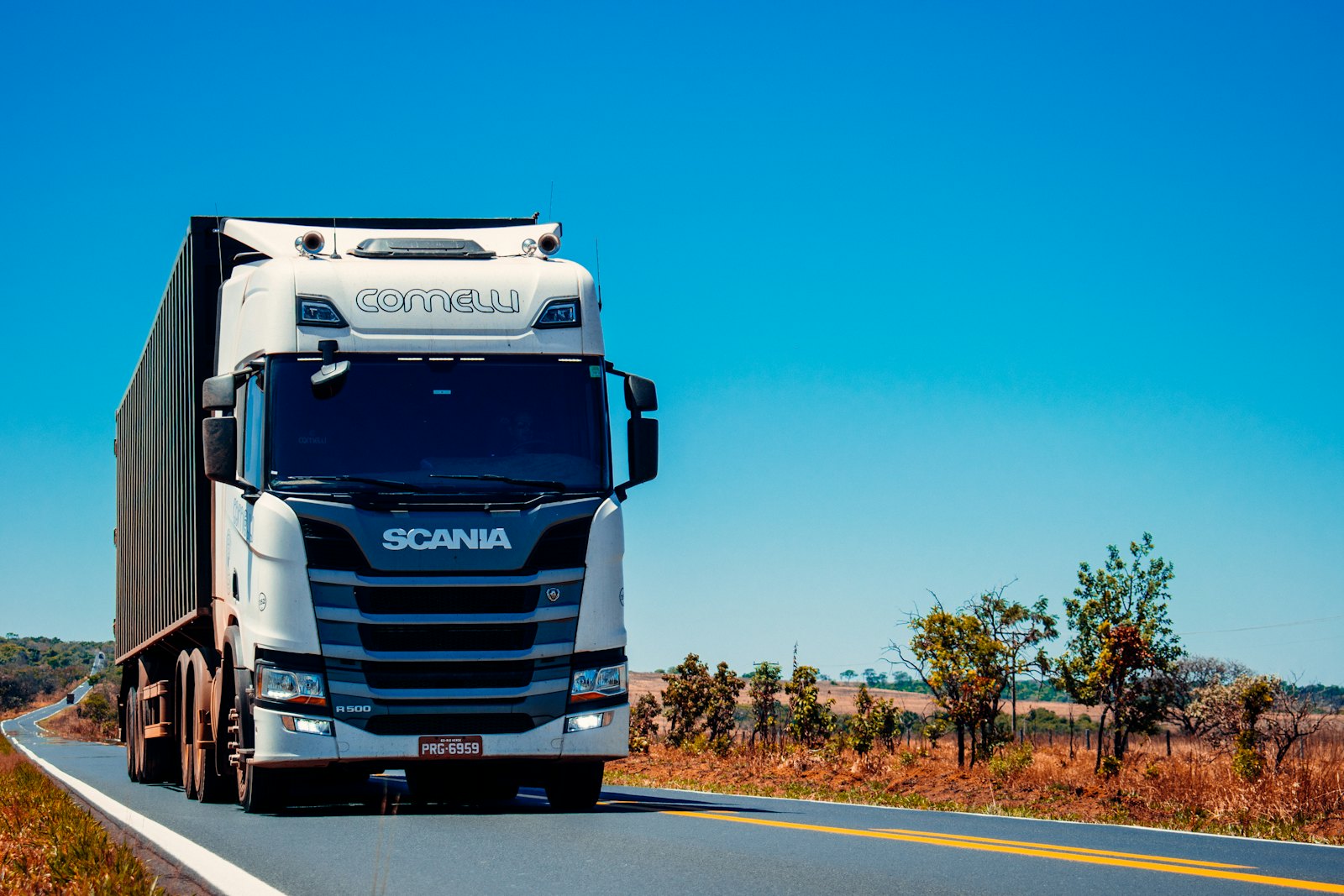 Quand les transporteurs offrent leurs camions à l’aide d’urgence